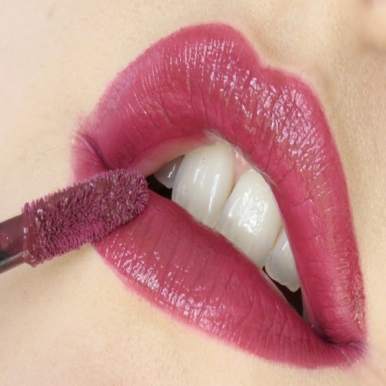 Maybelline Color Sensational Vivid Matte Liquid Lip Gloss - 45 Possessed Plum