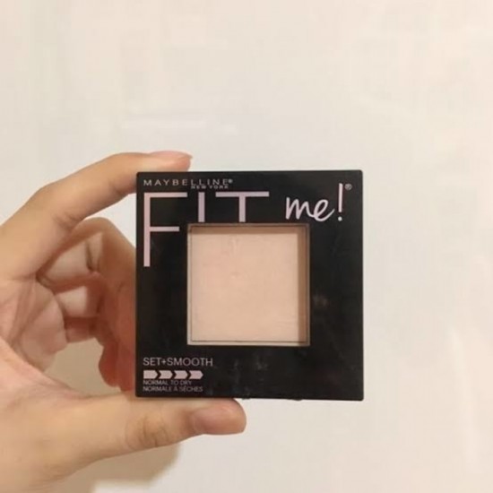 Maybelline Fit Me Set and Smooth Powder - 125 Nude Beige 