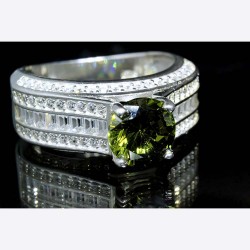 Reina Green Solitaire Ring