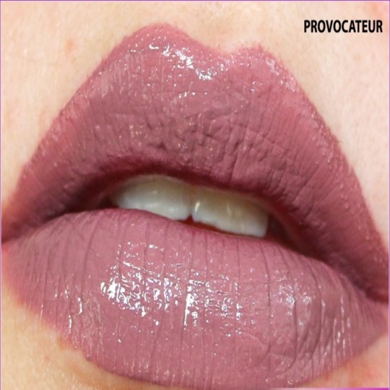 Huda Beauty Demi Matte Lipstick - Provocateur